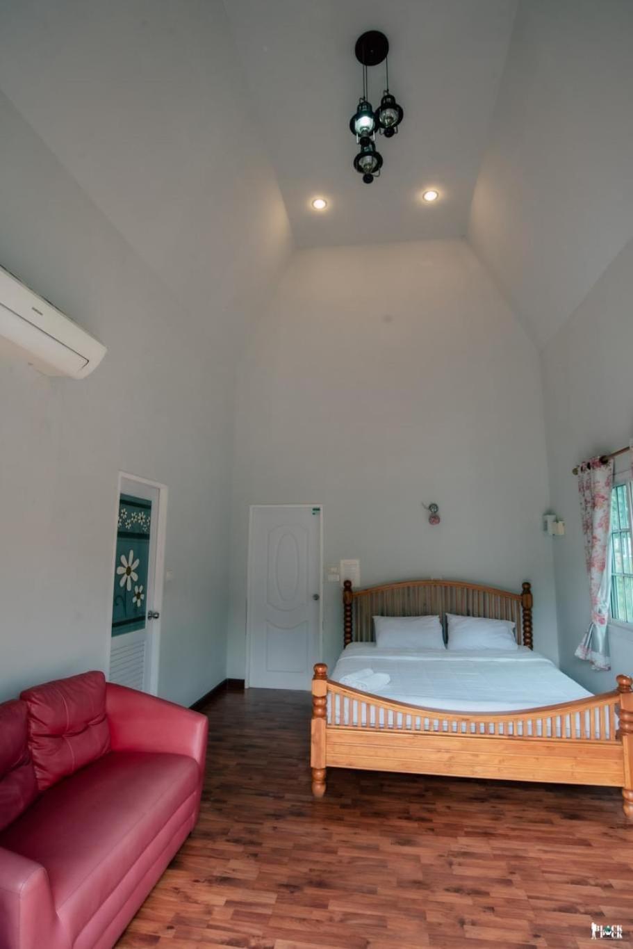 Suriyan Villa Erawan Kanchanaburi สุริยัน วิลล่า เอราวัณ กาญจนบุรี Tha Kradan Luaran gambar