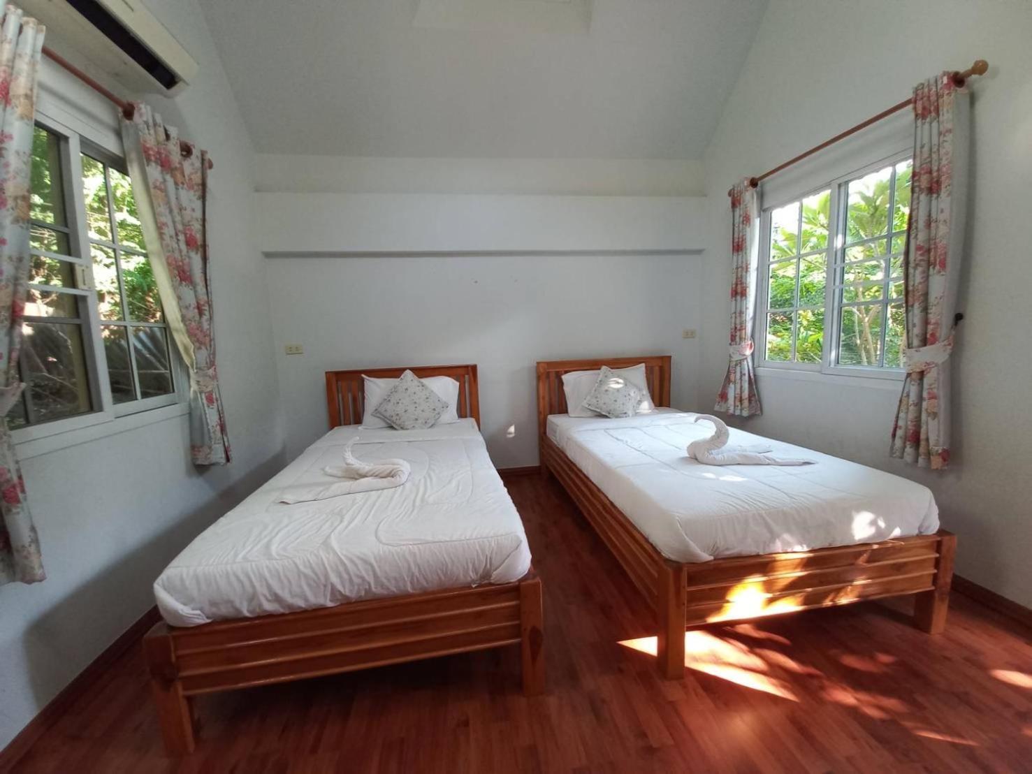 Suriyan Villa Erawan Kanchanaburi สุริยัน วิลล่า เอราวัณ กาญจนบุรี Tha Kradan Luaran gambar